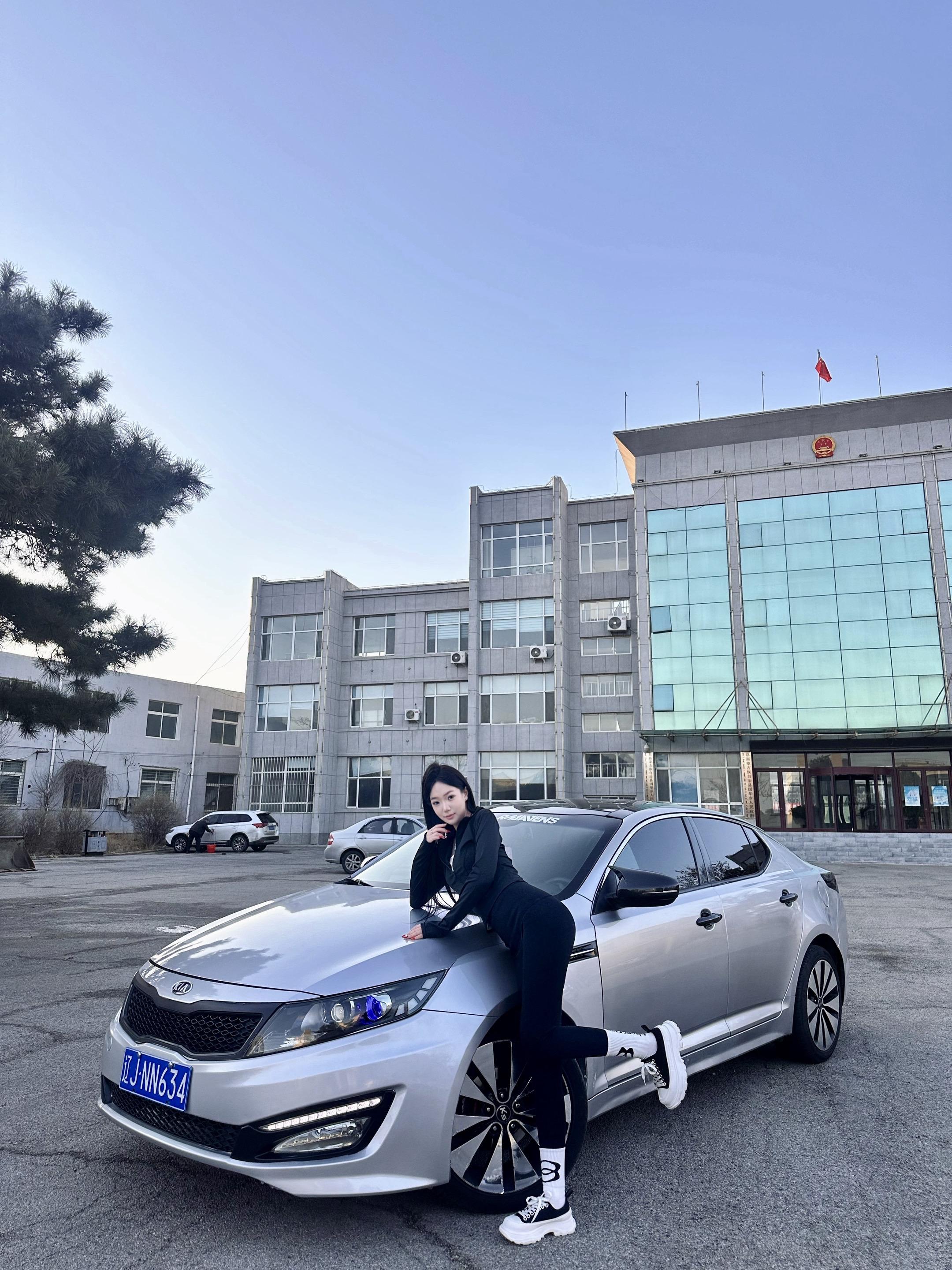 起亚K51.5T 豪华版展示图2