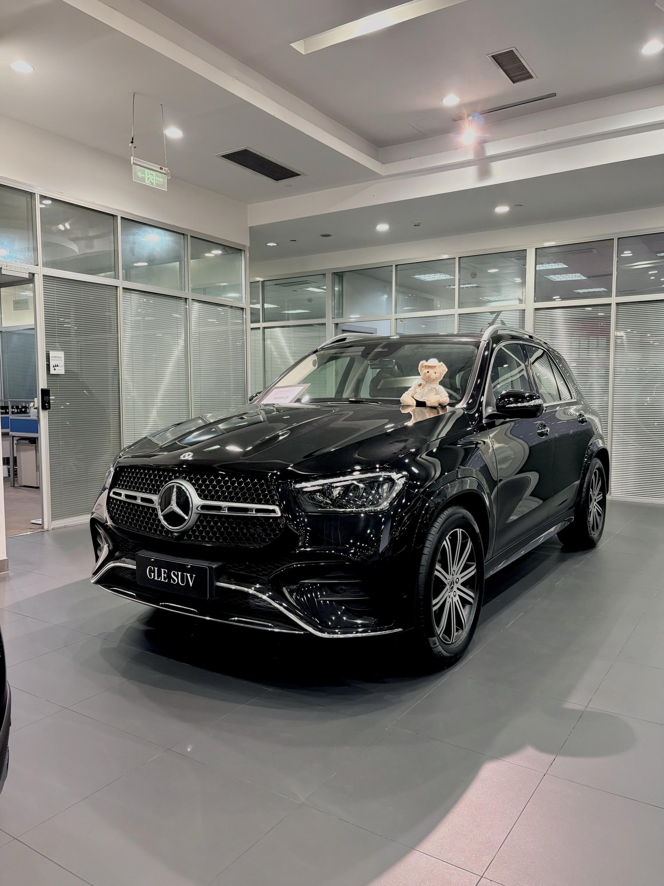 奔驰GLE 350 4MATIC 时尚型展示图2