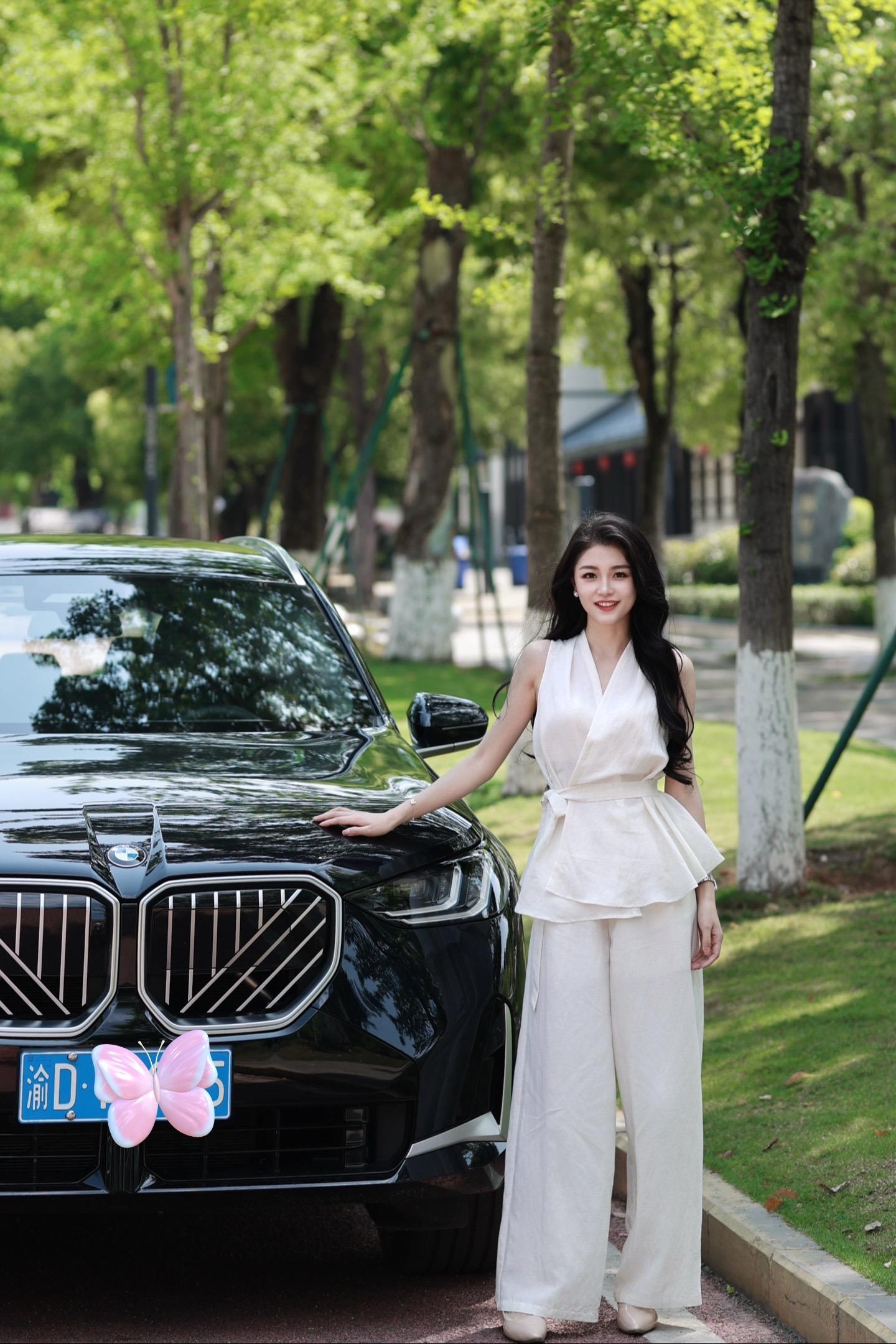 宝马X3xDrive25L M运动曜夜套装展示图2